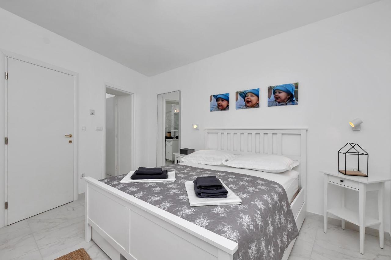 מאקרסקה Apartment Lotte With Private Pool In The City Center! מראה חיצוני תמונה